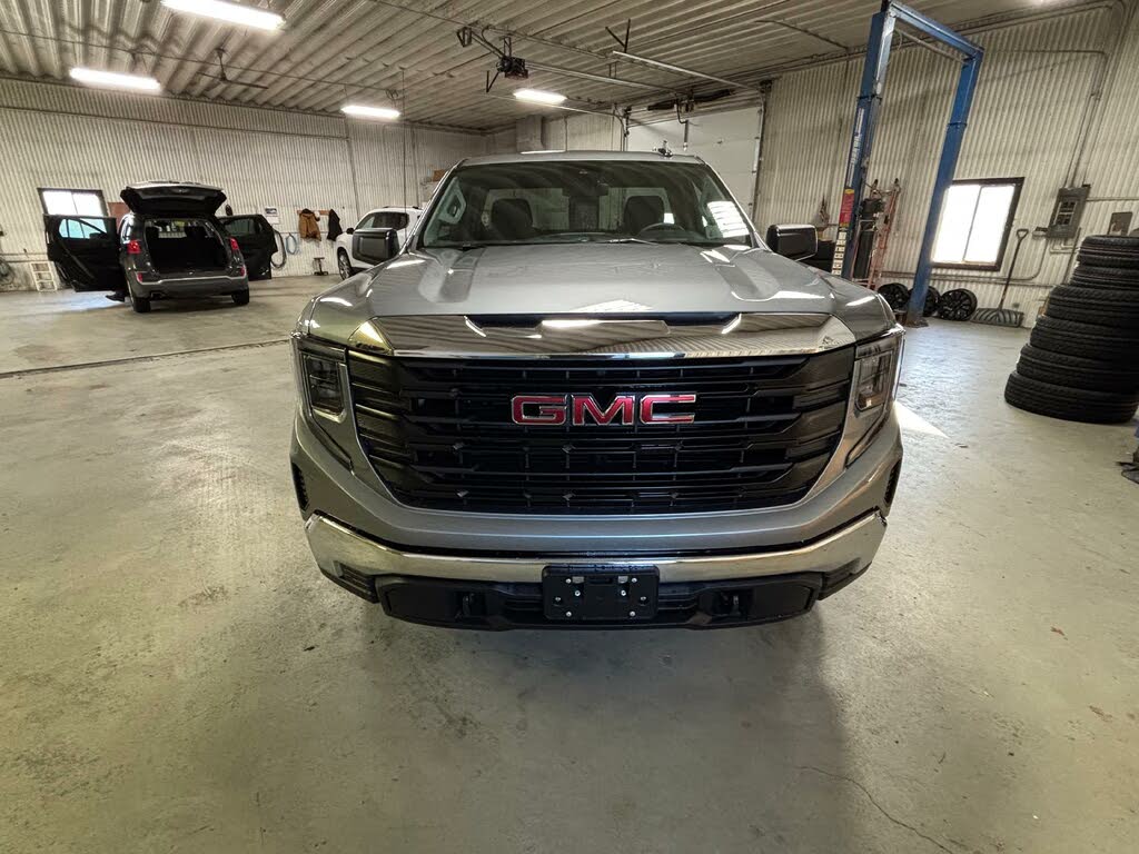 2025 GMC Sierra 1500 Pro Regular Cab 4WD