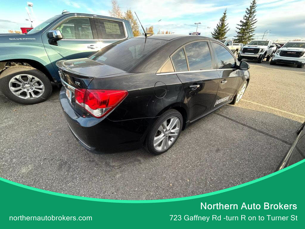 2012 Dodge Avenger SE FWD