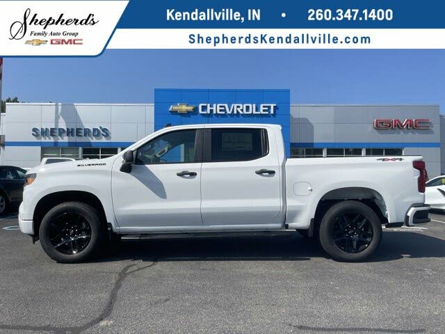 2024 Chevrolet Silverado 1500 Custom Crew Cab 4WD