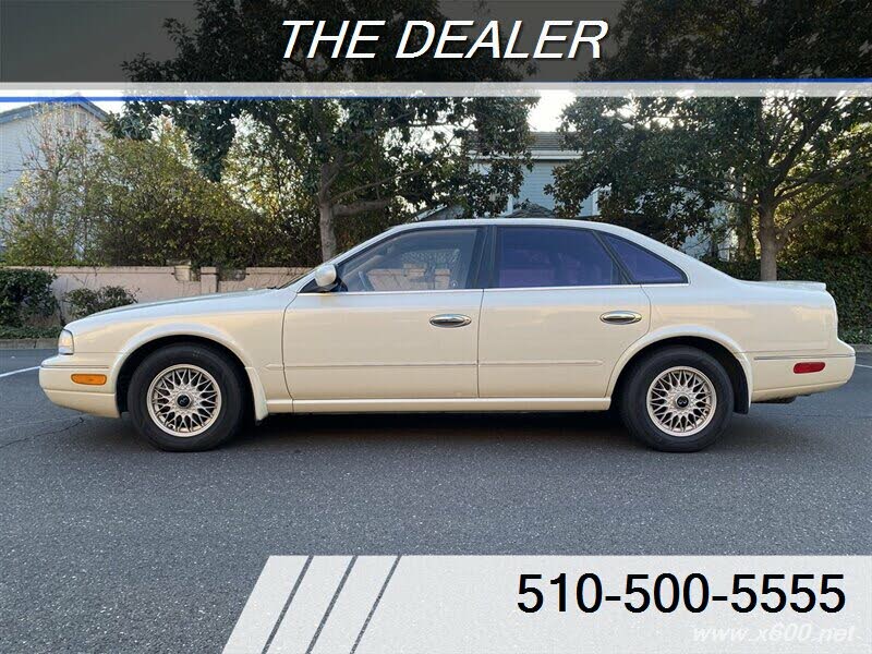 1995 INFINITI Q45 A RWD