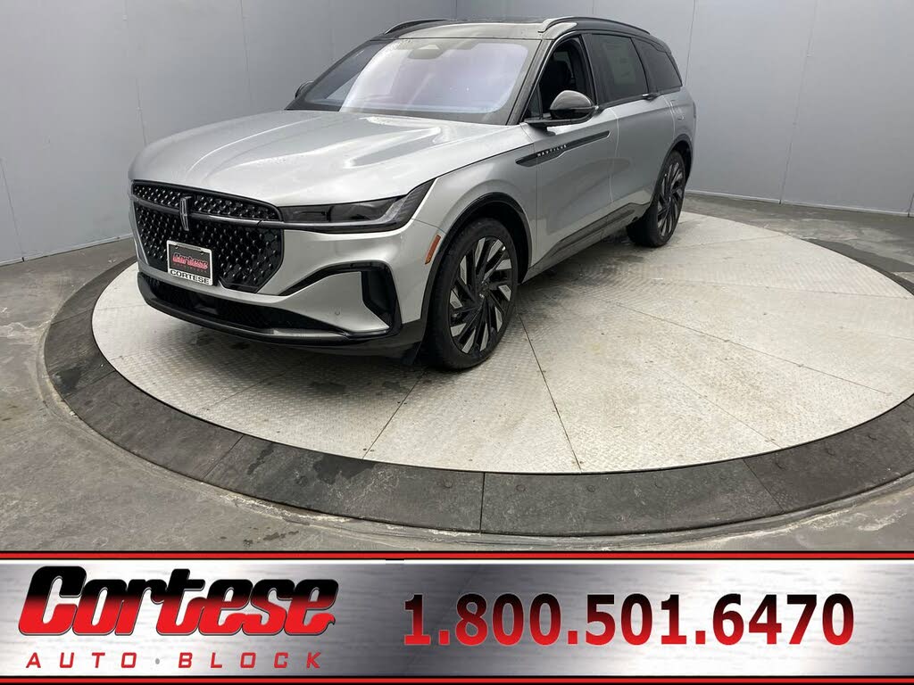 2025 Lincoln Nautilus Hybrid Reserve AWD