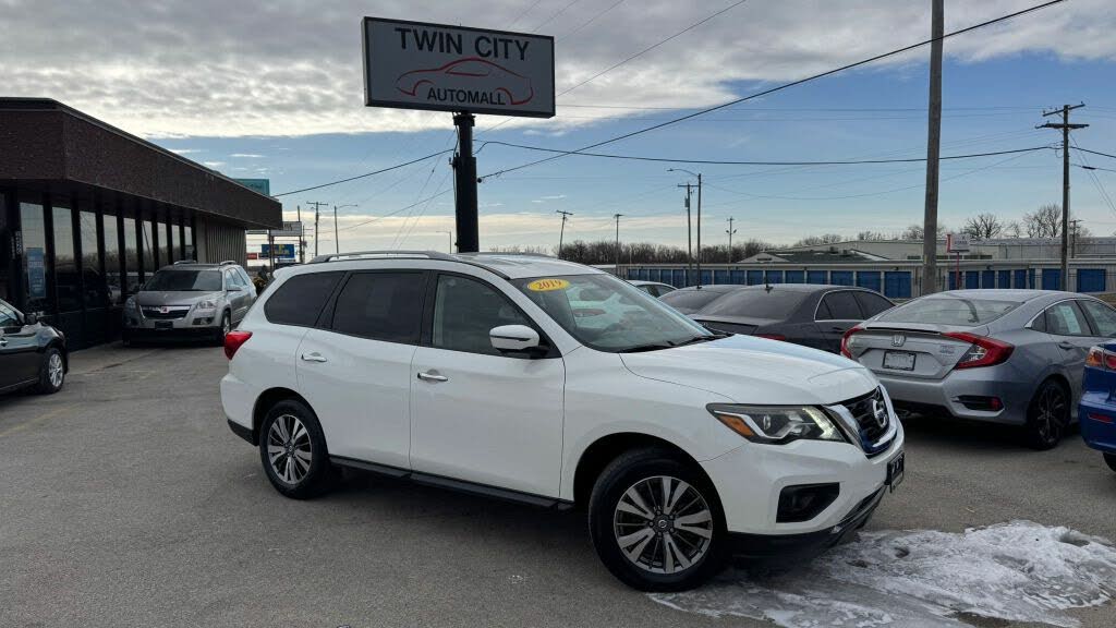 2019 Nissan Pathfinder SL 4WD