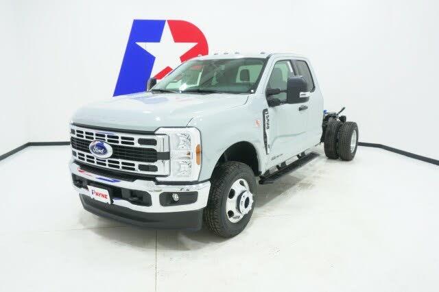 2025 Ford F-350 Super Duty Chassis XL SuperCab DRW 4WD