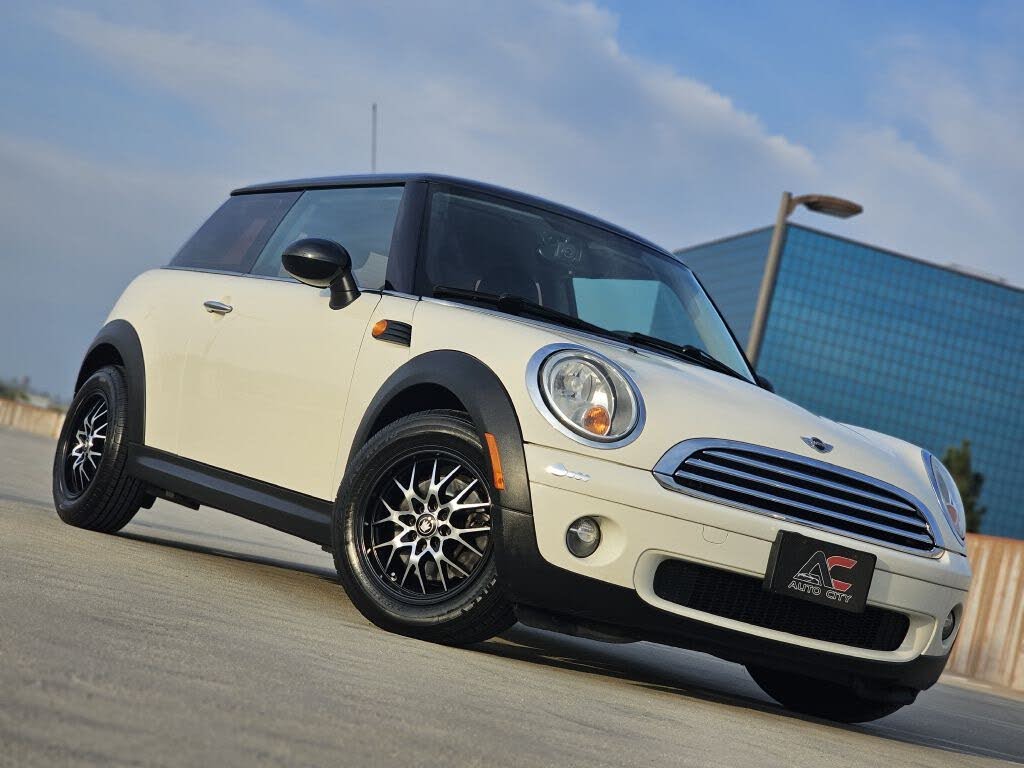 2009 MINI Cooper Base