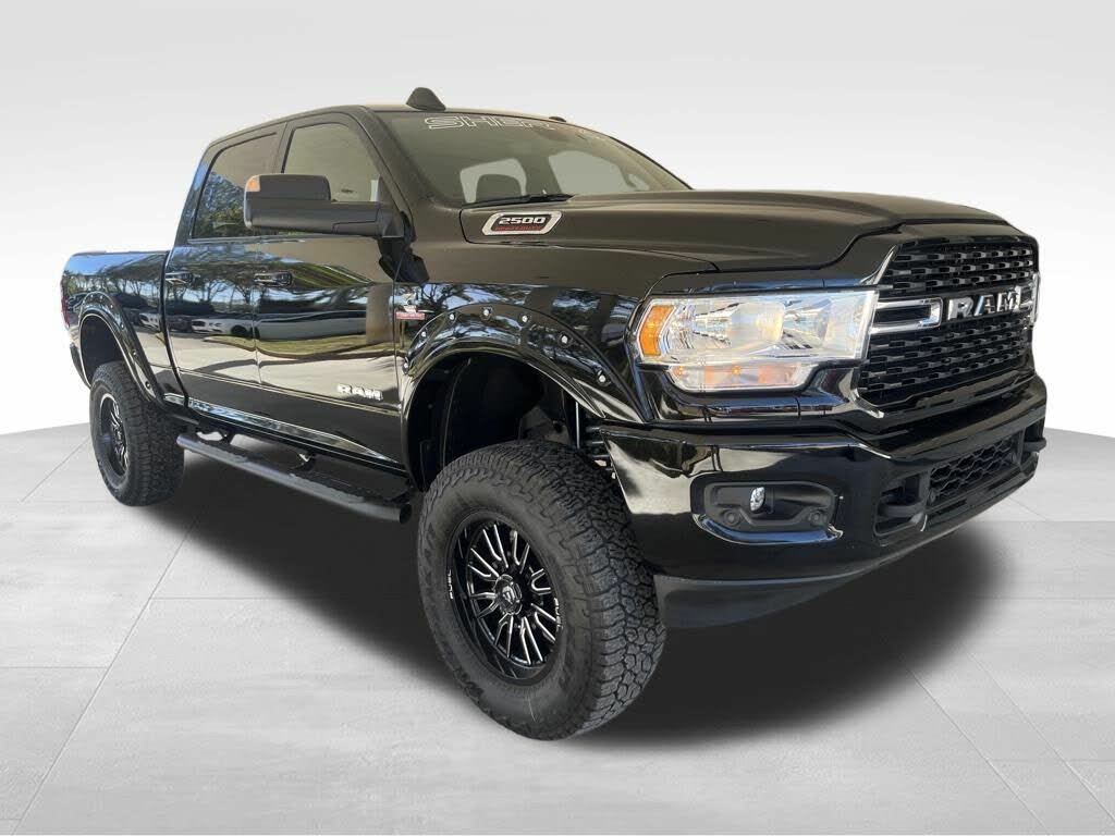2022 RAM 2500 Big Horn Crew Cab 4WD