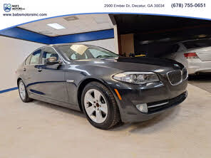 BMW 5 Series 528i Sedan RWD