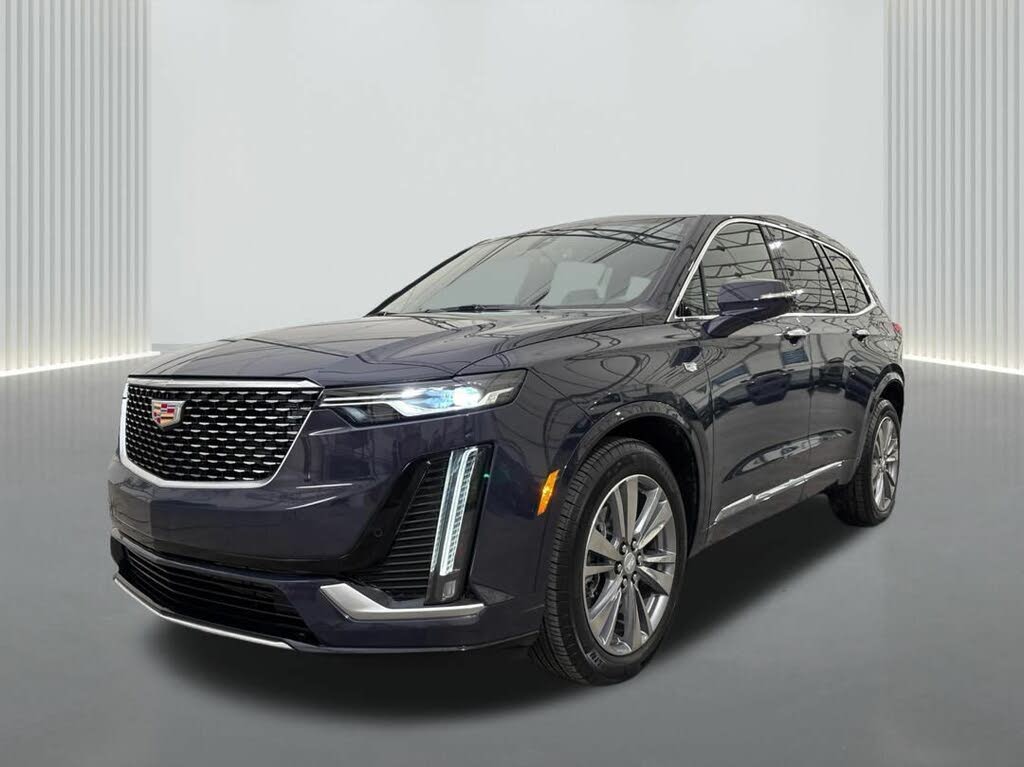2025 Cadillac XT6 Premium Luxury FWD