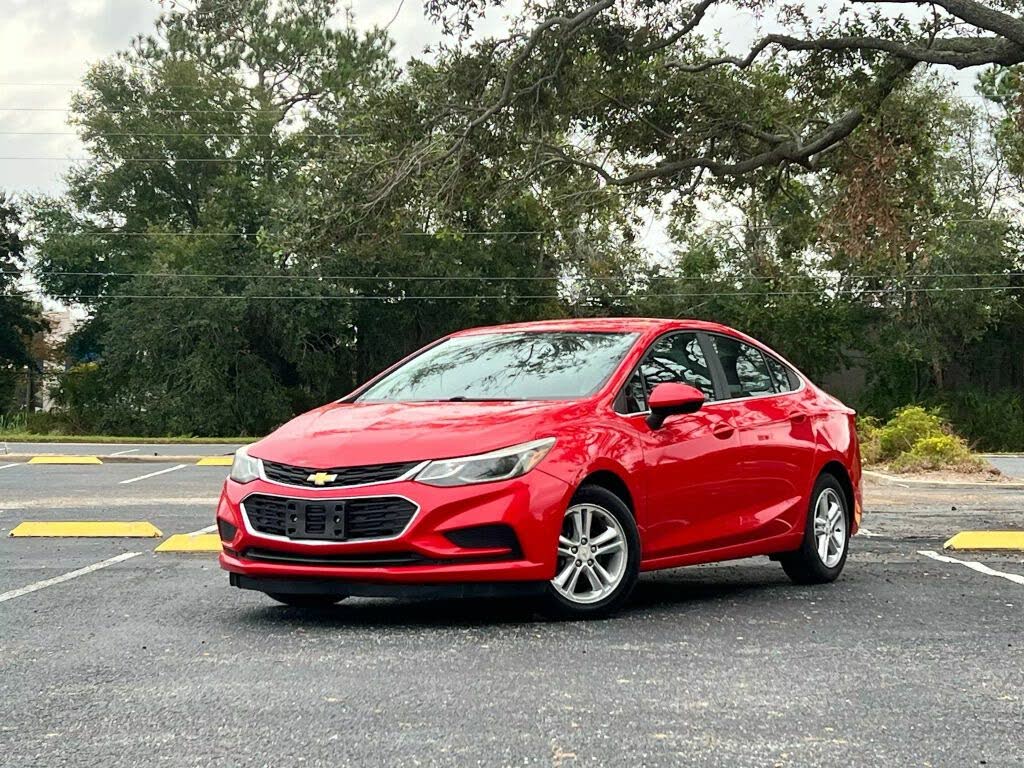 2017 Chevrolet Cruze LT Sedan FWD