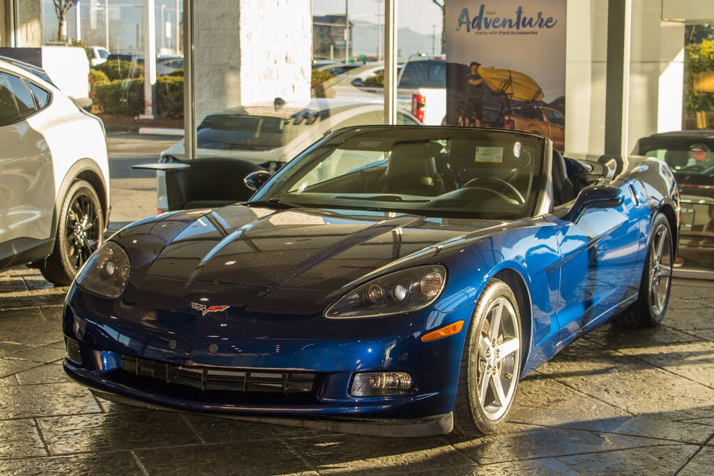 2005 Chevrolet Corvette Convertible RWD