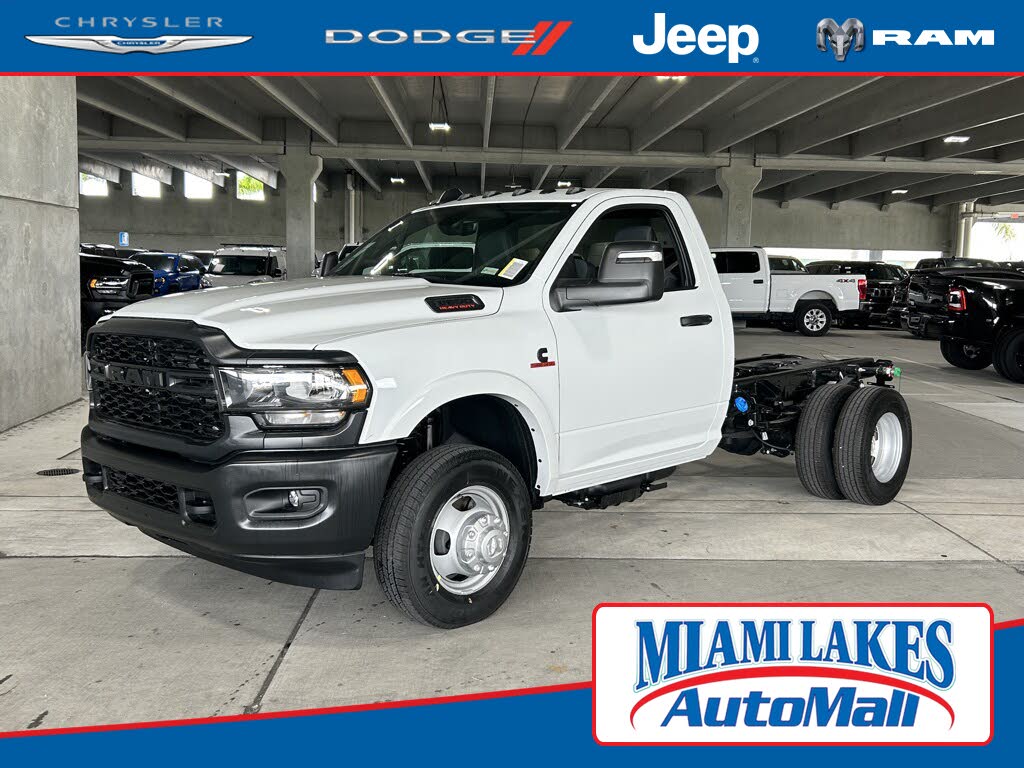 2024 RAM 3500 Chassis Tradesman Regular Cab DRW RWD