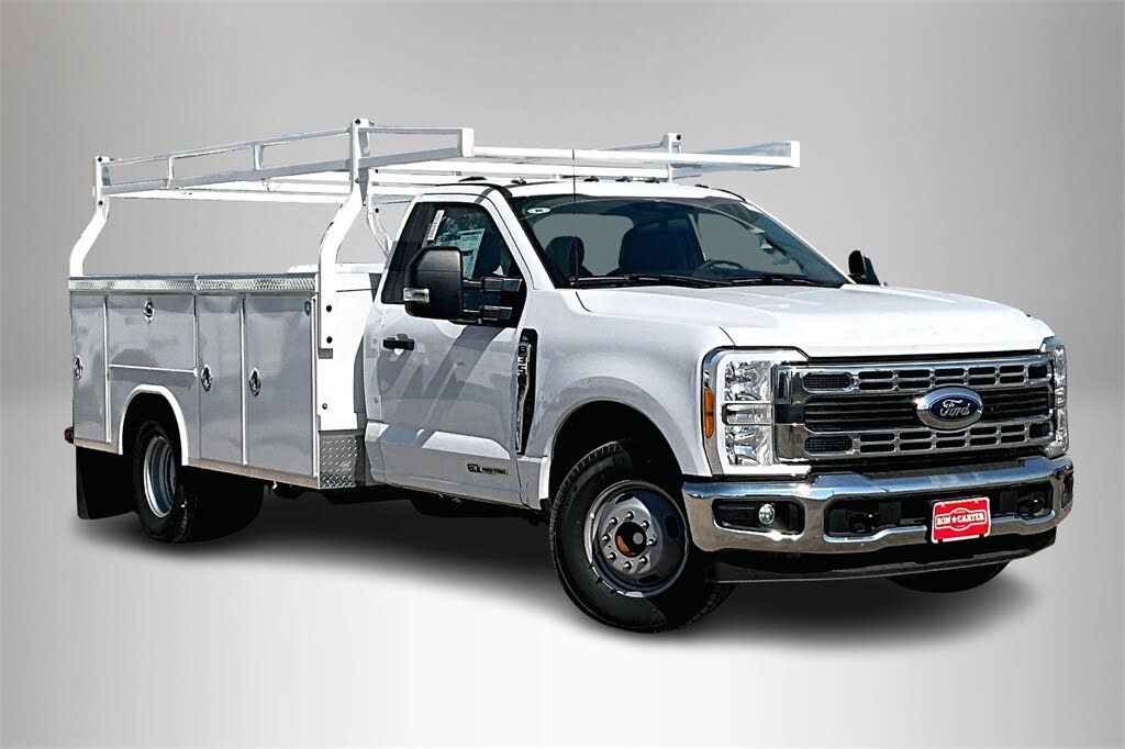 2023 Ford F-350 Super Duty Chassis XL DRW RWD
