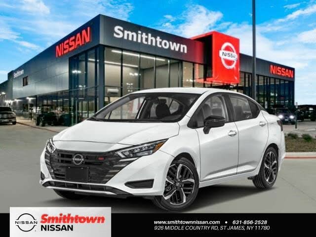 2025 Nissan Versa SR FWD