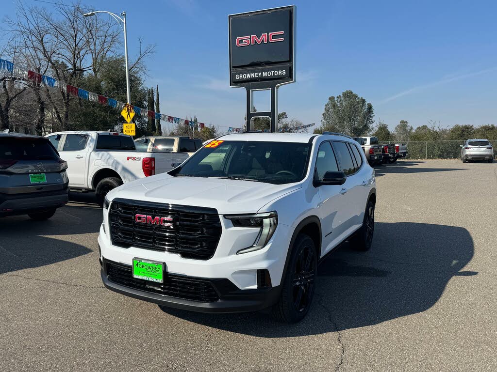 2025 GMC Acadia Elevation FWD