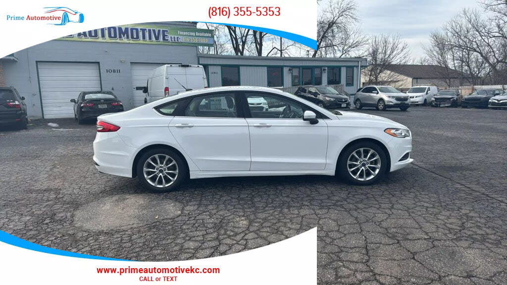 2017 Ford Fusion SE