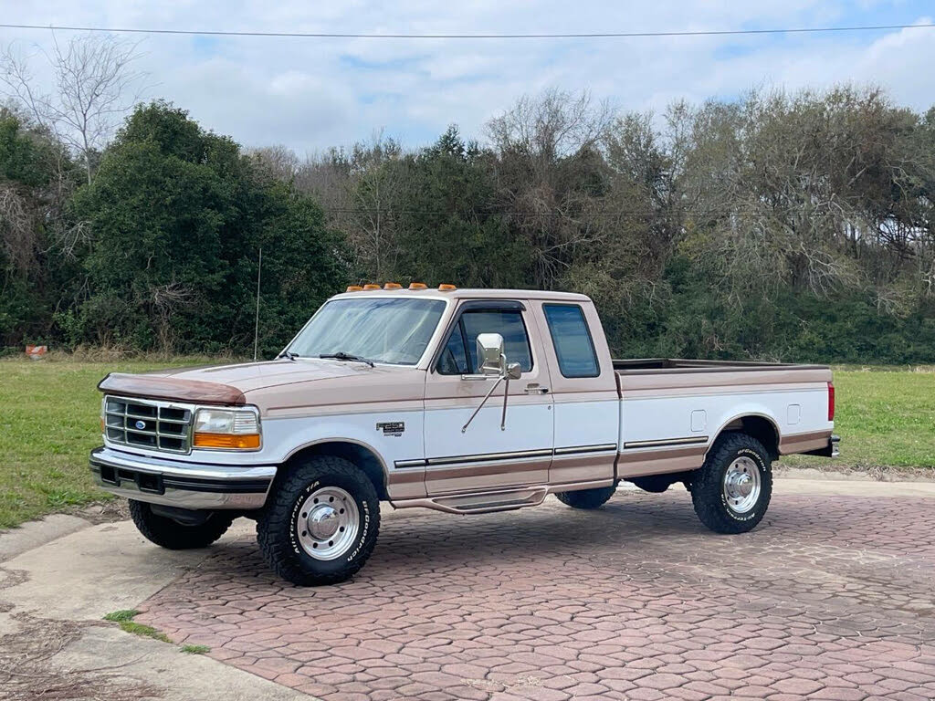 1997 Ford F-250 2 Dr XLT Extended Cab LB HD