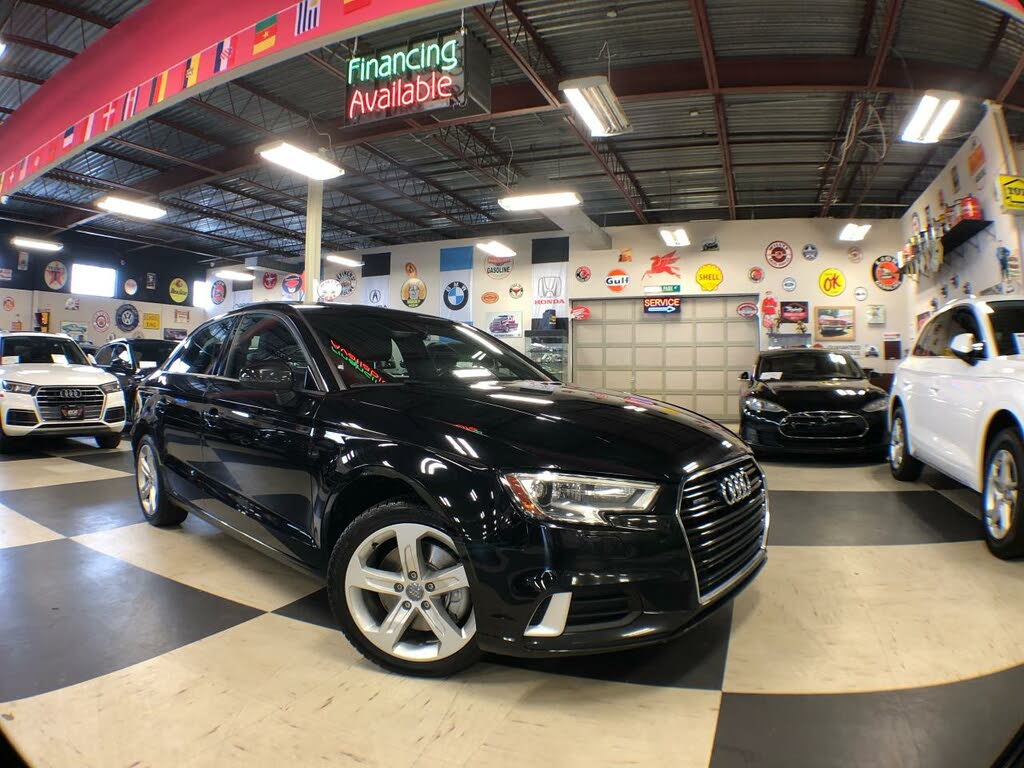 Audi A3 2.0T quattro Komfort Sedan AWD 2018