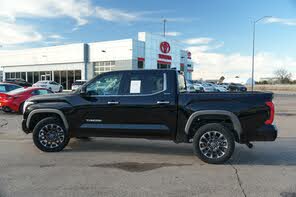Toyota Tundra Limited CrewMax Cab 4WD
