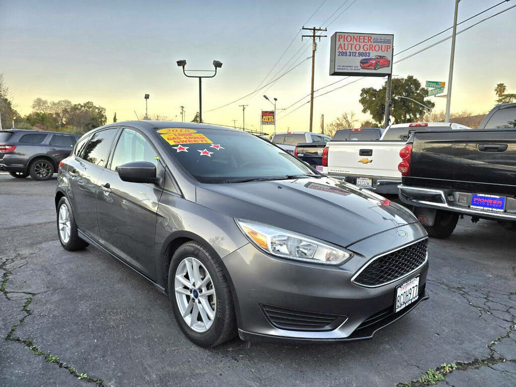 2018 Ford Focus SE Hatchback