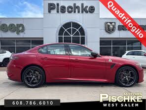 Alfa Romeo Giulia Quadrifoglio RWD