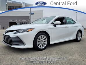 Toyota Camry LE FWD