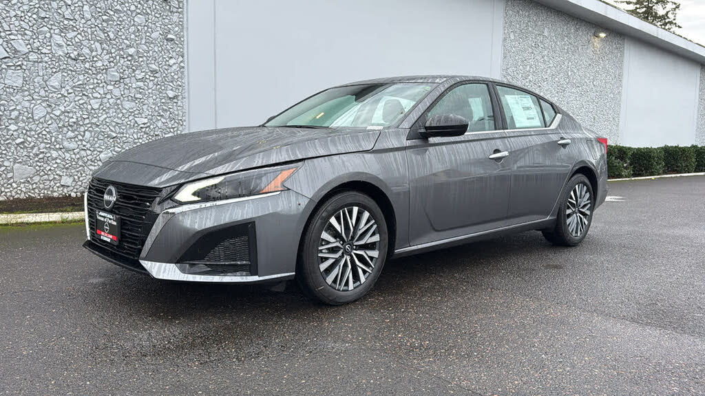 2025 Nissan Altima 2.5 SV FWD