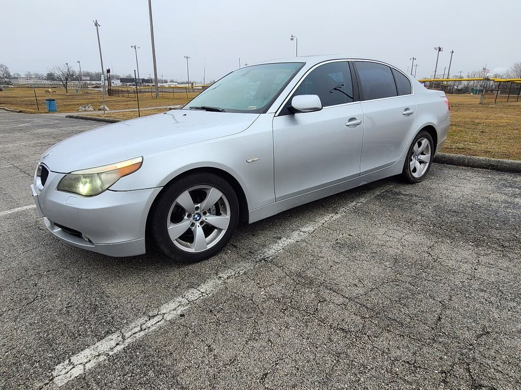 2005 BMW 5 Series 525i Sedan RWD