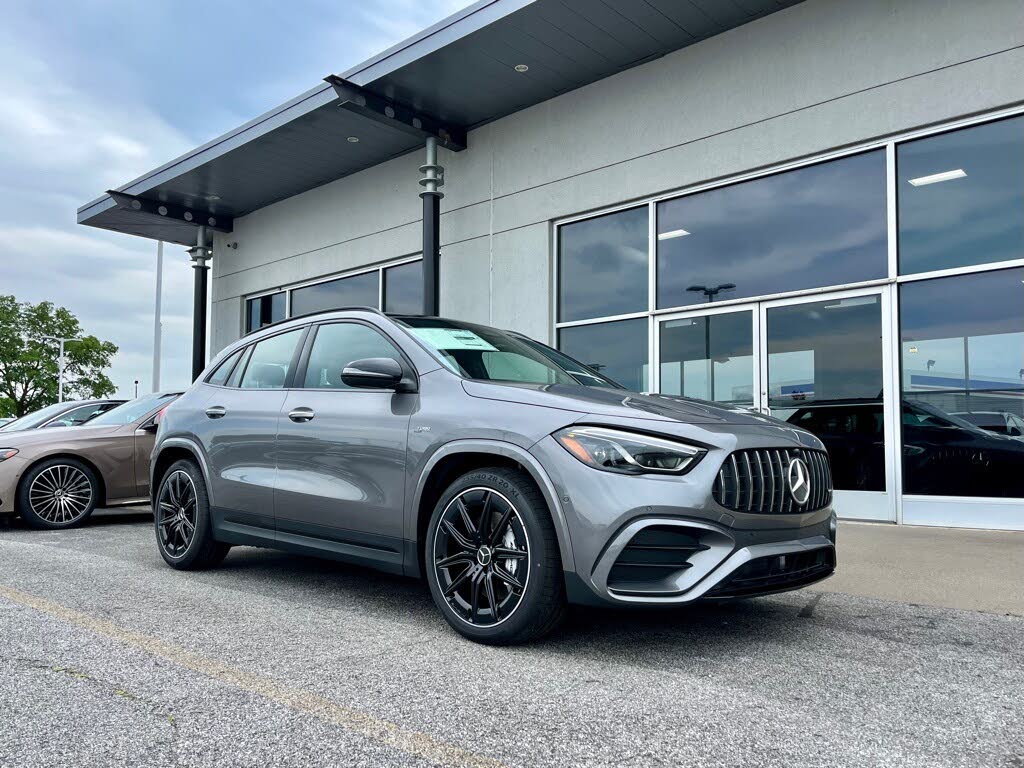 2025 Mercedes-Benz GLA AMG 35 4MATIC