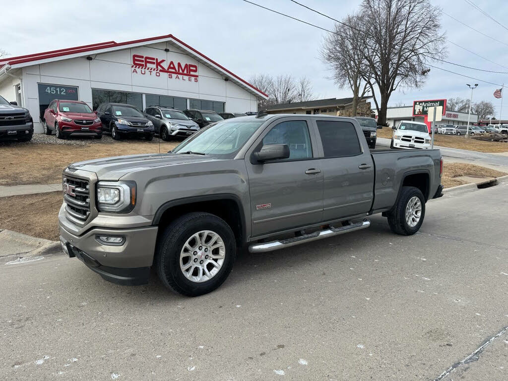 2017 GMC Sierra 1500 SLT Crew Cab 4WD