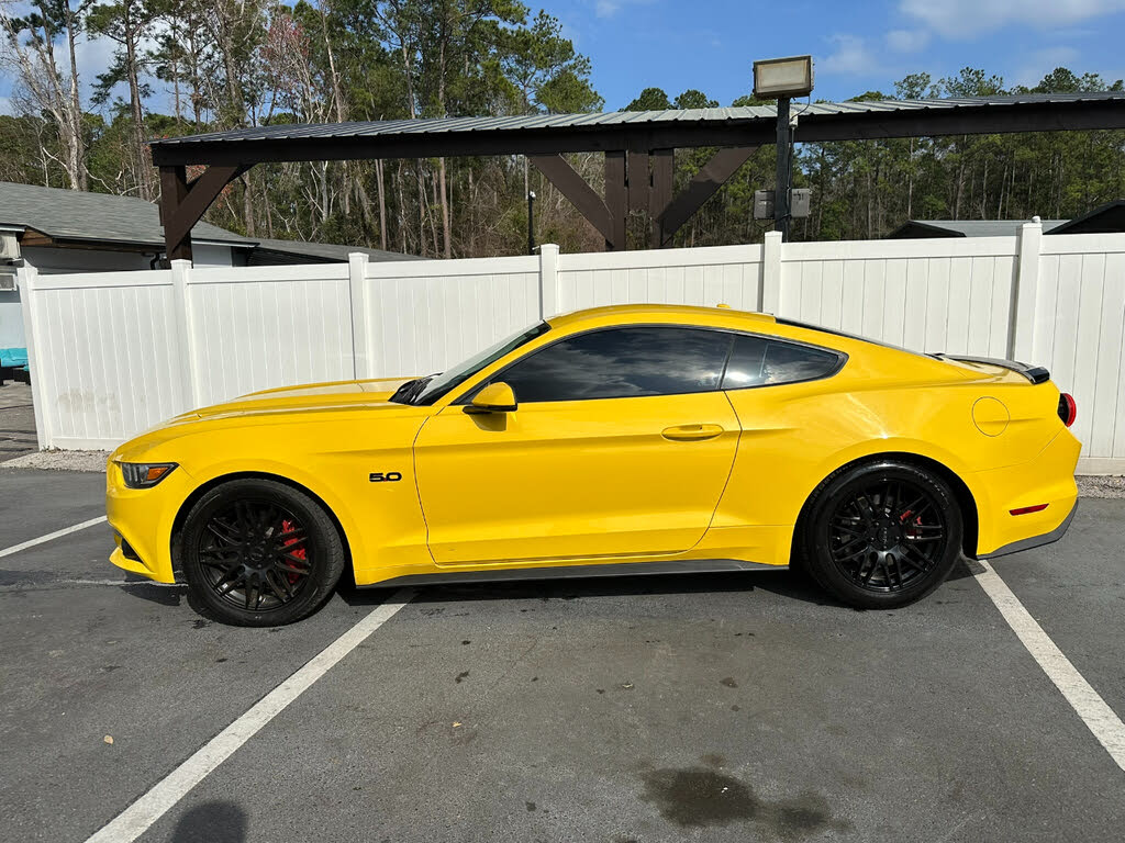 2016 Ford Mustang GT Coupe RWD
