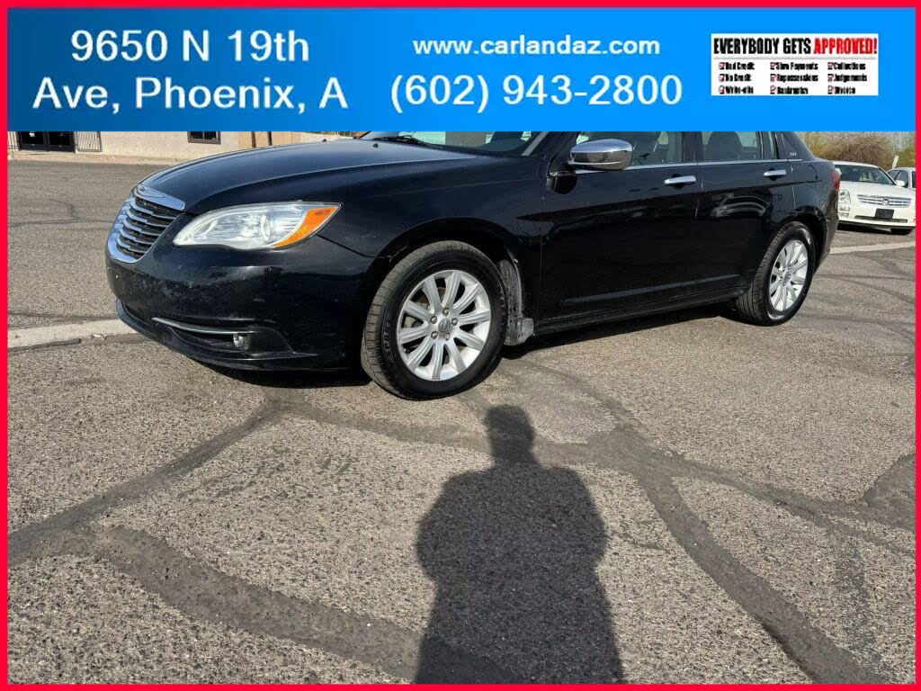 2013 Chrysler 200 Limited Sedan FWD