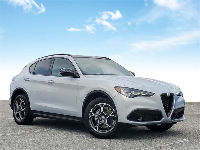 2025 Alfa Romeo Stelvio