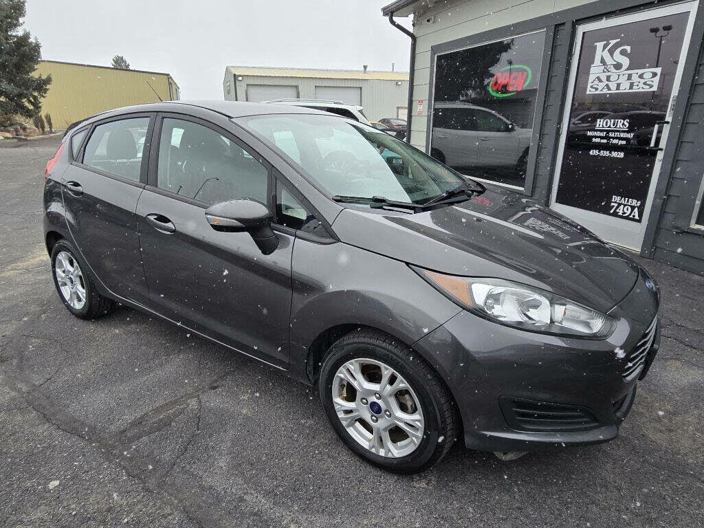 2016 Ford Fiesta SE Hatchback