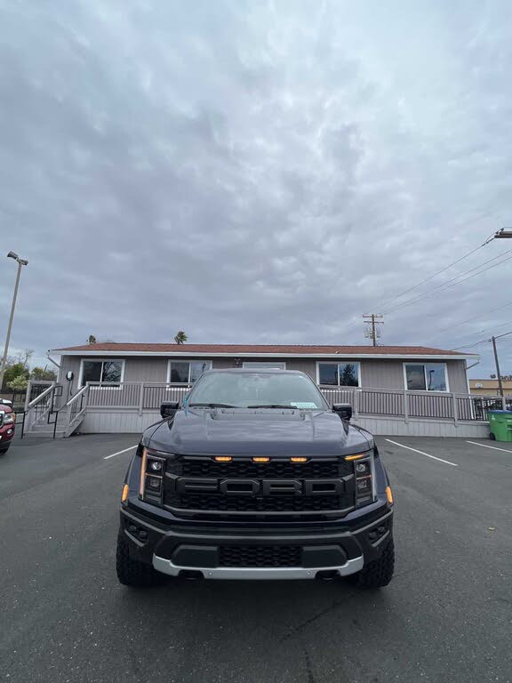 2023 Ford F-150 Raptor SuperCrew 4WD