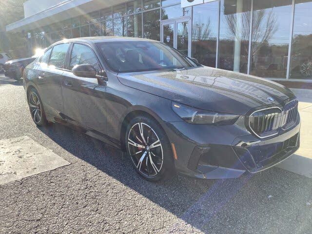 2025 BMW 5 Series 530i RWD