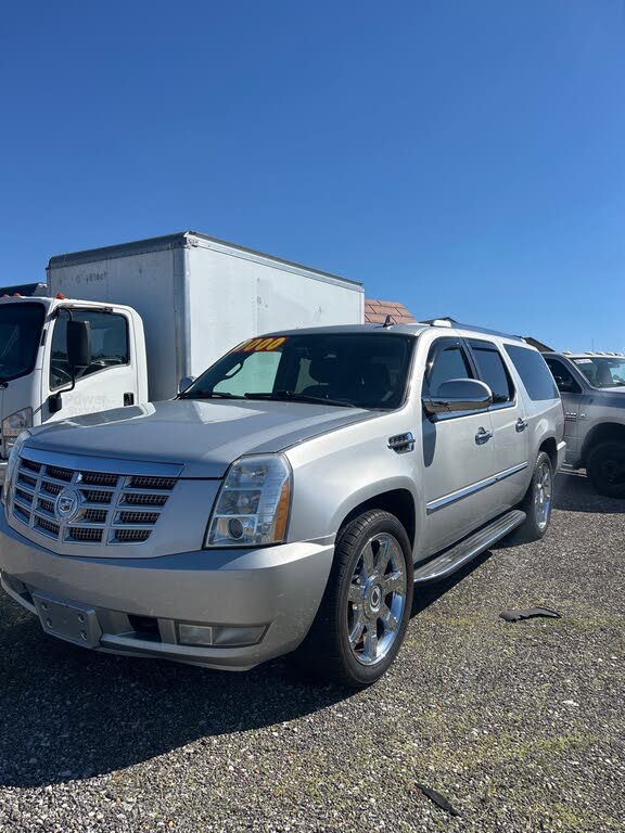 2011 Cadillac Escalade ESV Luxury 4WD