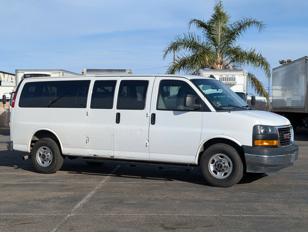 2018 GMC Savana LT 3500