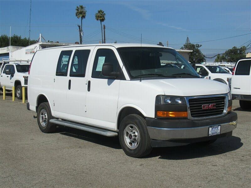 2022 GMC Savana Cargo 2500 RWD