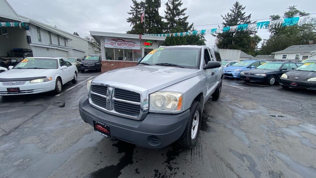 2006 Dodge Dakota ST RWD