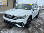 Volkswagen Tiguan S 4Motion