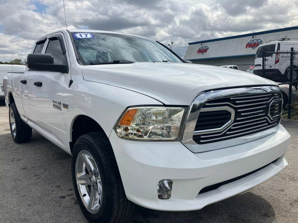 2017 RAM 1500 Express Quad Cab 4WD