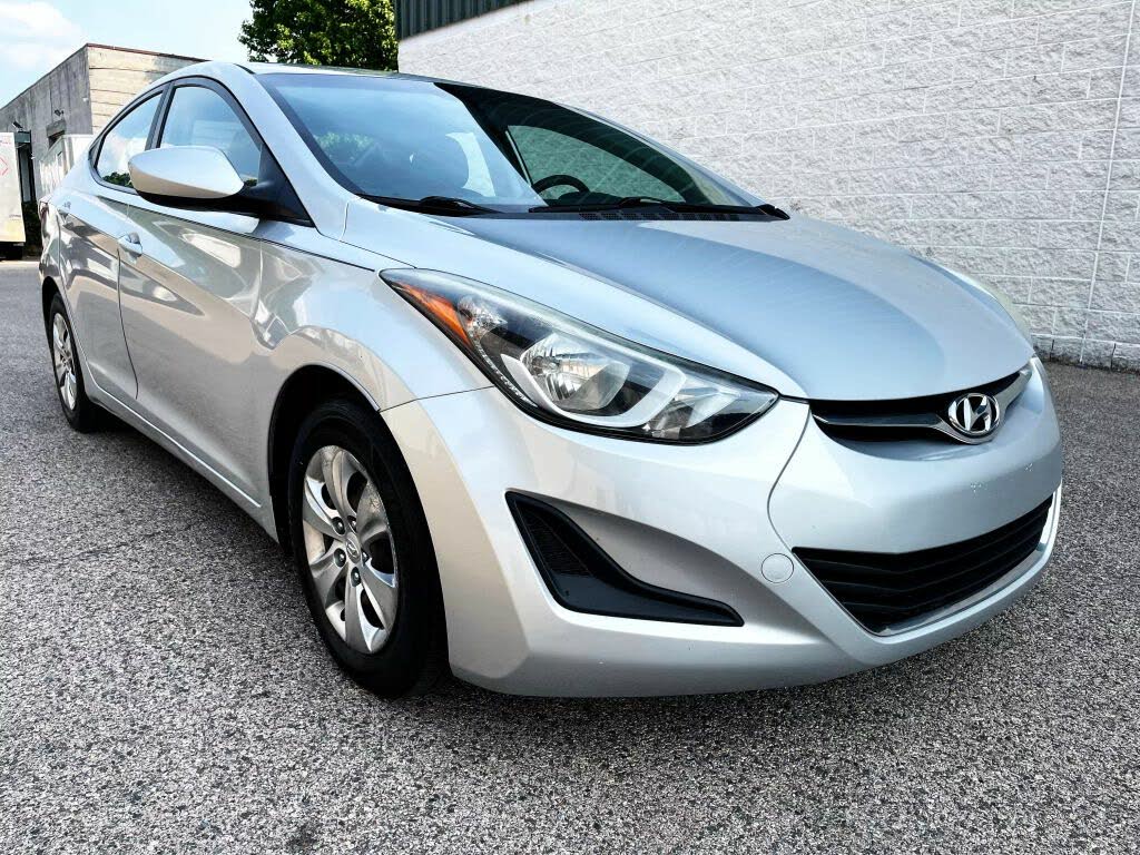 2016 Hyundai Elantra SE FWD