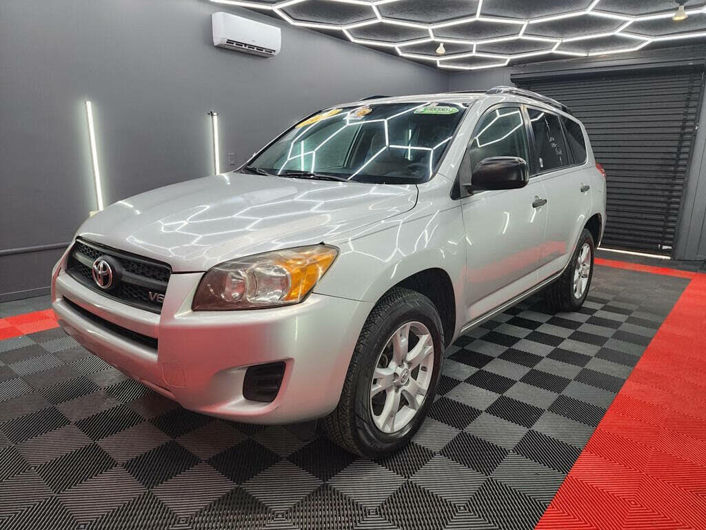2011 Toyota RAV4 Base V6 4WD