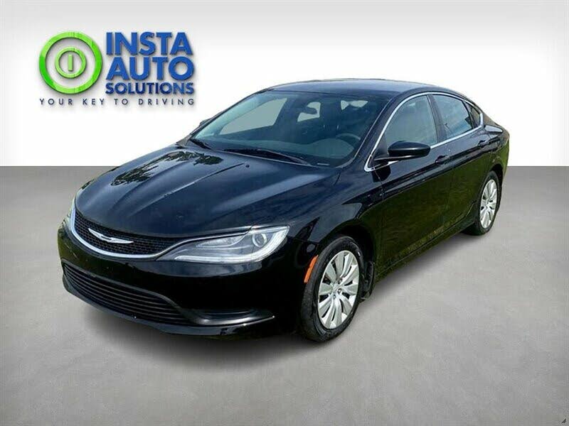 2016 Chrysler 200 LX Sedan FWD