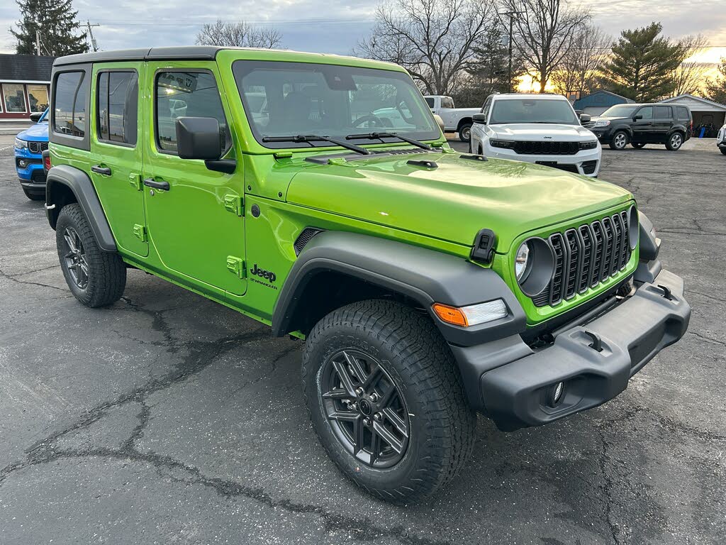 Used 2025 Jeep Wrangler 4-Door Sport S with VIN 1C4PJXDGXSW543903 for sale in Ruma, IL