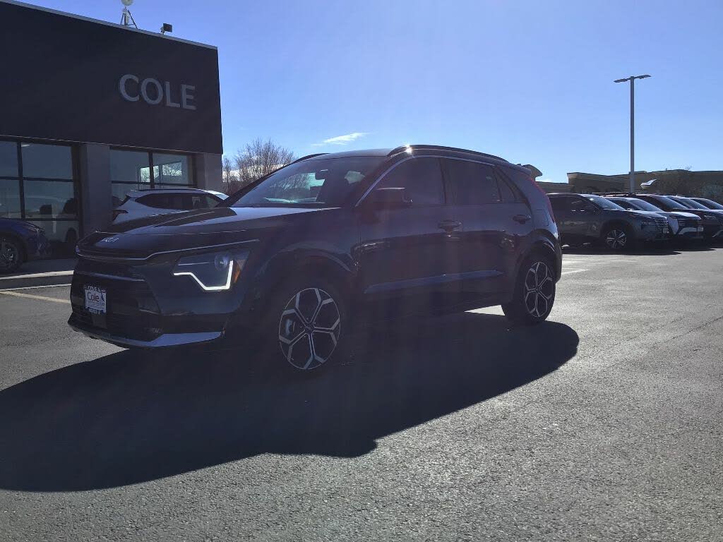 2025 Kia Niro EX Touring FWD