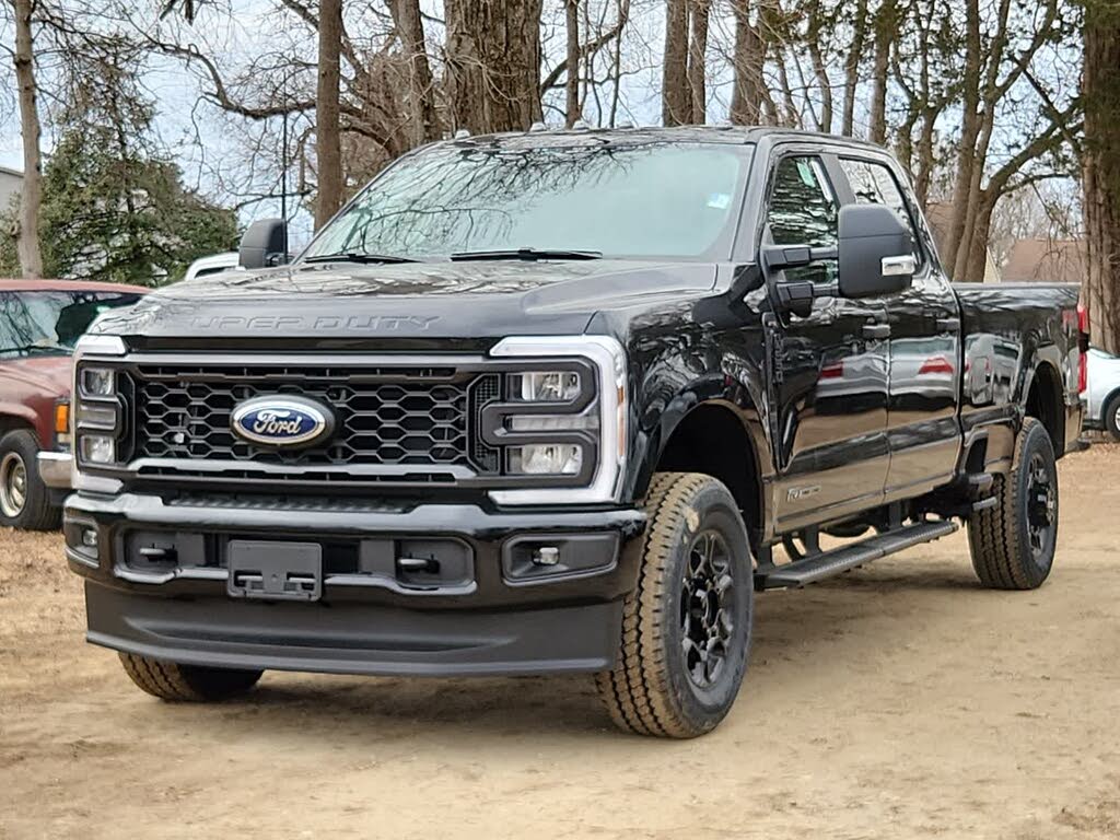 2025 Ford F-250 Super Duty XL Crew Cab 4WD