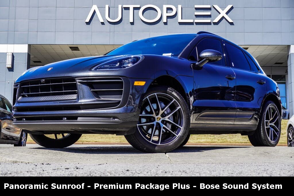 2022 Porsche Macan AWD