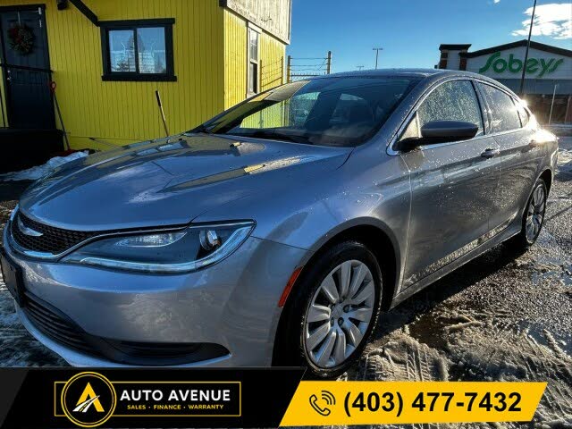 2015 Chrysler 200 LX Sedan FWD