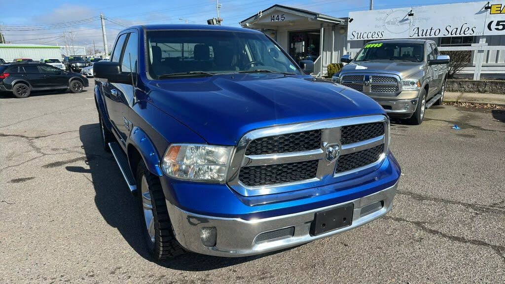 2016 RAM 1500 SLT Crew Cab 4WD