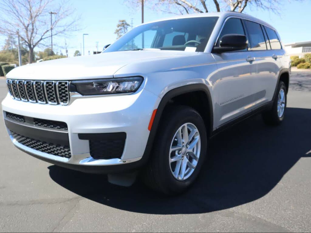 2025 Jeep Grand Cherokee L Laredo 4WD
